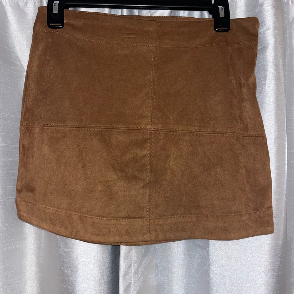 Boutique mini skirt